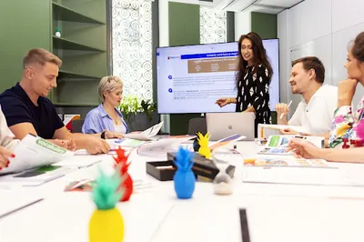 Mind Master Academy Angielski dla dorosłych Dębica: Splendid